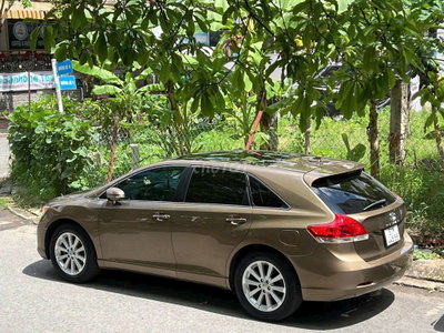 Toyota Venza màu Nâu