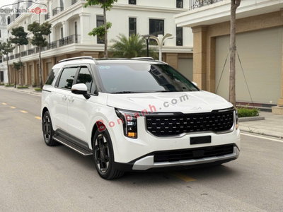 Xe Kia Carnival Luxury 2.2D 2025
