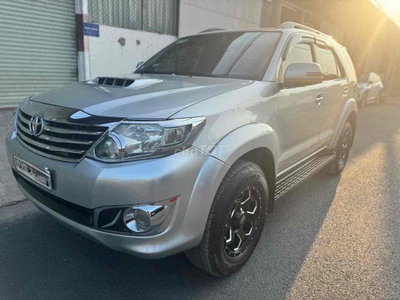 Toyota Fortuner 2014 2.5 G Bạc