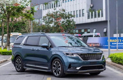 Xe Kia Carnival Signature 2.2D 2022