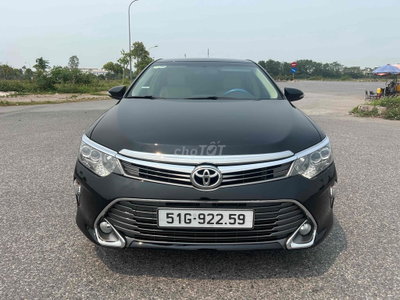 Toyota Camry 2018 2.0E Đen