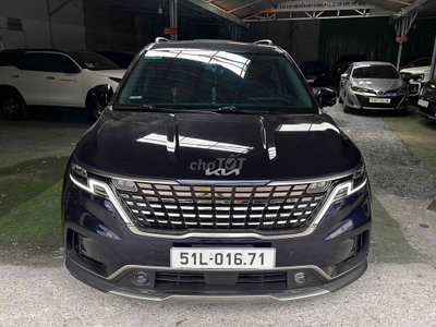 KIA Carnival Signature 2.2D Xanh