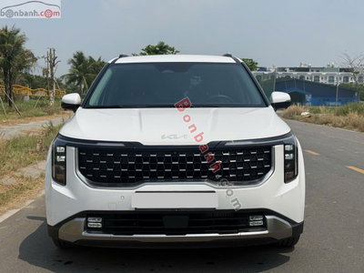Xe Kia Carnival Premium 2.2D 8S 2024