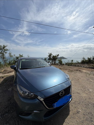 Mazda 3 Hatchback 2018 Xanh