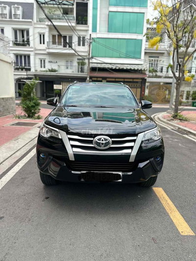 Toyota Fortuner 2018 Số Sàn 4x2 Góp Nợ Xấu Đưa 400