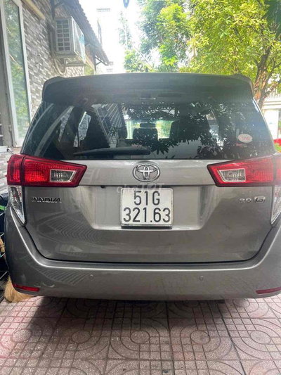Toyota Innova 2017 2.0G Xám