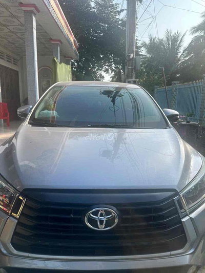 Toyota Innova 2023 Bạc