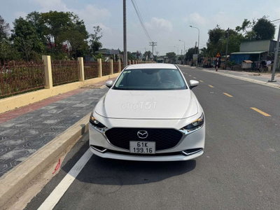 Mazda 3 2022 Luxury Trắng 5 vạn