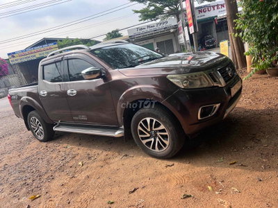 Nissan Navara 2 cầu bản full