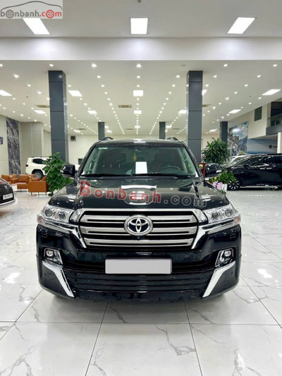 Xe Toyota Land Cruiser 4.6 V8 2020