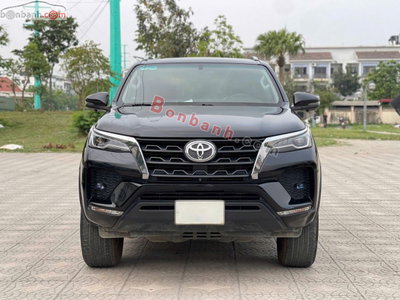 Xe Toyota Fortuner 2.4L 4x2 AT 2022