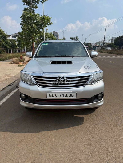 Toyota Fortuner G 2014 Bạc