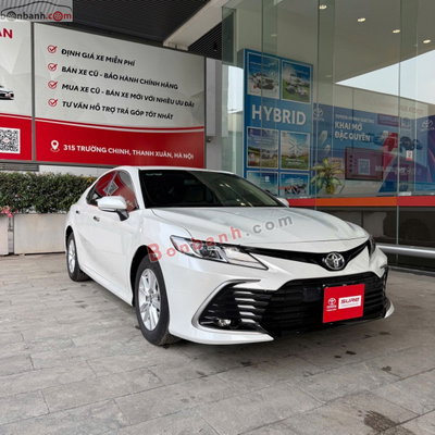 Xe Toyota Camry 2.0G 2023