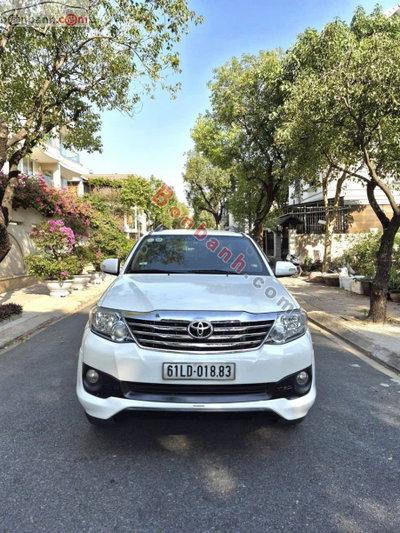 Xe Toyota Fortuner TRD Sportivo 4x2 AT 2014