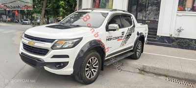 Xe Chevrolet Colorado High Country 2.8L 4x4 AT 2018