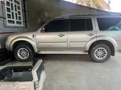 Ford Everest 2009 Vàng cát