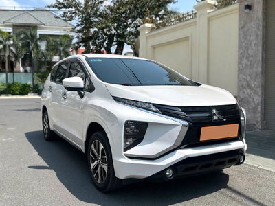 Mitsubishi Xpander 2019 số sàn màu trắng