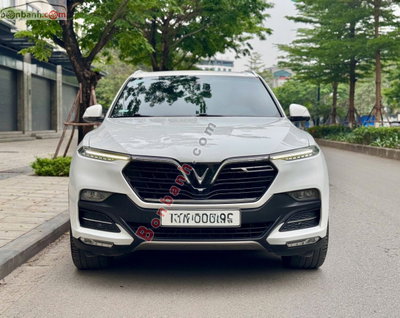 Xe VinFast Lux SA 2.0 Premium 2.0 AT 2021