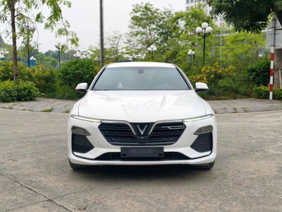 VinFast Lux A2.0 Base 2021 Trắng 71000 km