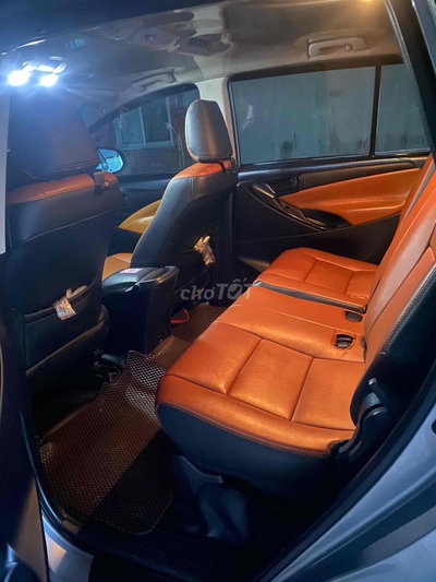 Toyota Innova 2019 2.0E - 111000 km