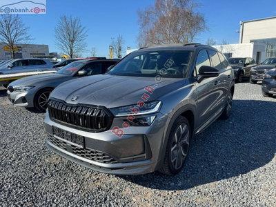 Xe Skoda Kodiaq Sportline 2.0 AT 4WD 2025