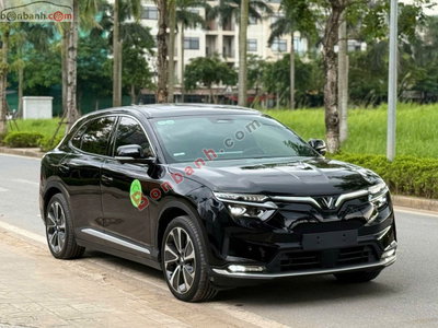 Xe VinFast VF8 Plus AWD 2023