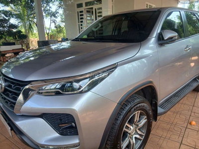 Toyota Fortuner 2024 Bạc