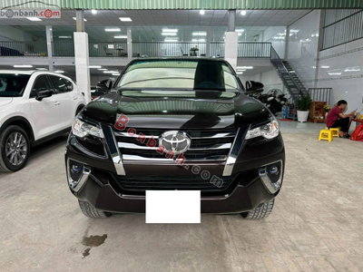 Xe Toyota Fortuner 2.4G 4x2 AT 2020