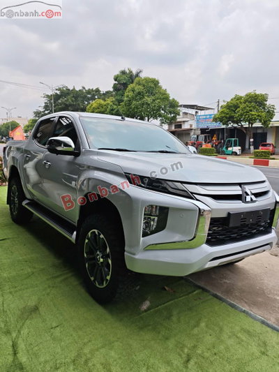 Xe Mitsubishi Triton 4x4 AT Mivec 2019
