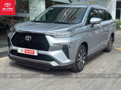 Toyota Veloz Cross 2024 CVT Bạc odo 56.000km