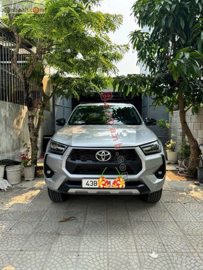 Xe Toyota Hilux 2.4L 4x2 AT 2025