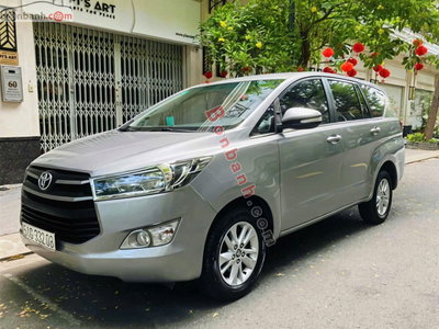 Xe Toyota Innova 2.0E 2017