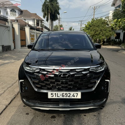 Xe Hyundai Custin Cao Cấp 2.0T 2023