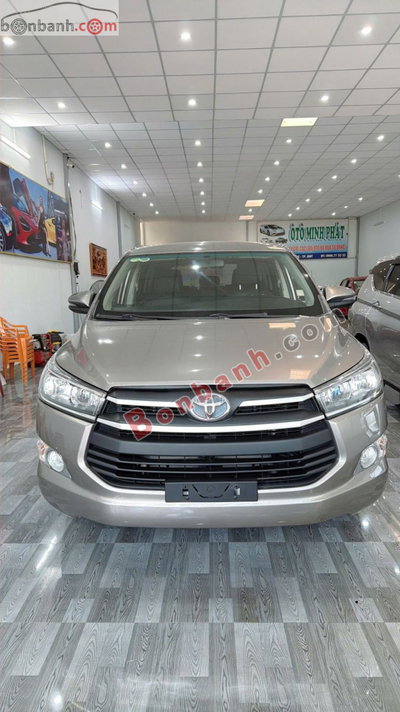 Xe Toyota Innova 2.0E 2019