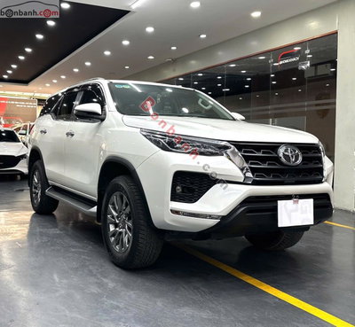Xe Toyota Fortuner 2.7V 4x2 AT 2021
