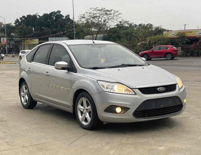 Ford Focus 2011 1.8 AT Bạc