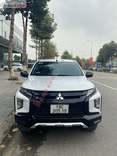 Xe Mitsubishi Triton Athlete 4x2 AT 2022