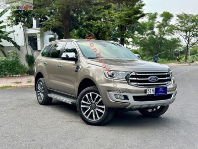 Xe Ford Everest Titanium 2.0L 4x2 AT 2019