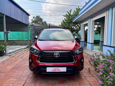 Innova Venturer 2022 sơn rin 99% Xe GĐ 1 chủ