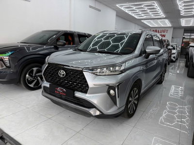 Toyota Veloz Cross 2024 Bạc