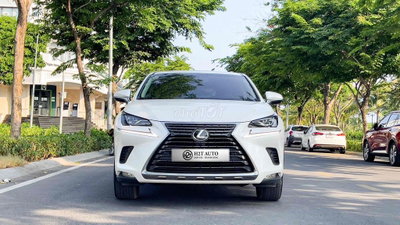 Lexus NX300 2019 Trắng 9 vạn km 1 chủ từ mới