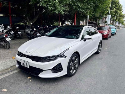 Kia K5 2022 Premium Chuẩn Xe Gia Đình