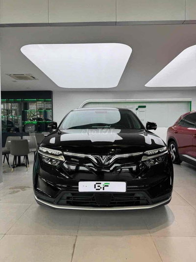 Xe điện VinFast VF 8 2024 Đen