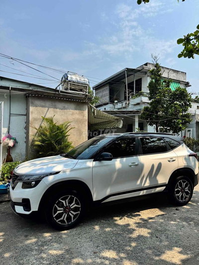 Kia Seltos Deluxe 2020 Trắng 88000 km