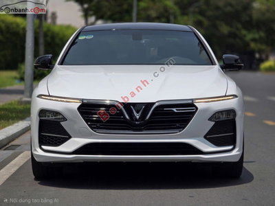 Xe VinFast Lux A 2.0 Premium 2.0 AT 2021