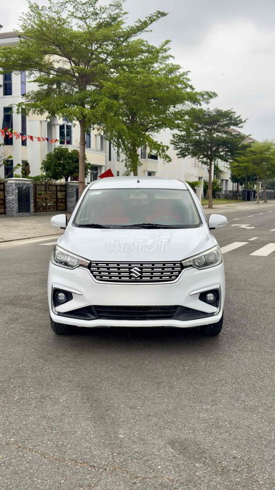 Suzuki Ertiga 2019 số tự động, nhập indo, lợi xăng
