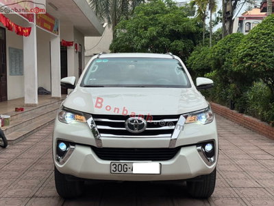Xe Toyota Fortuner 2.7V 4x2 AT 2018