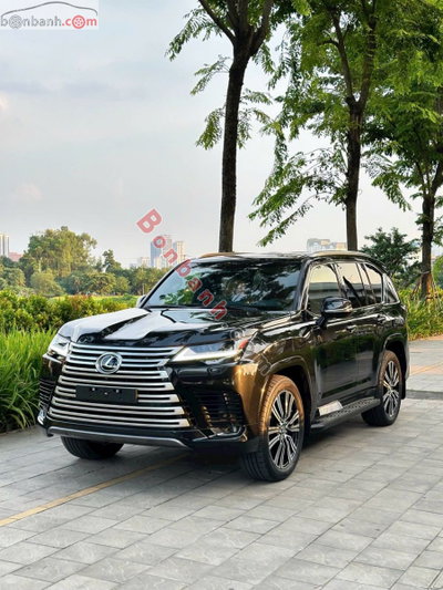 Xe Lexus LX 600 Urban 2026