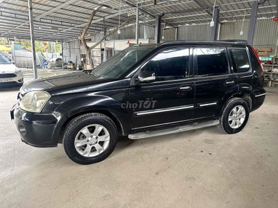 Nissan X-Trail Đen 5 chỗ