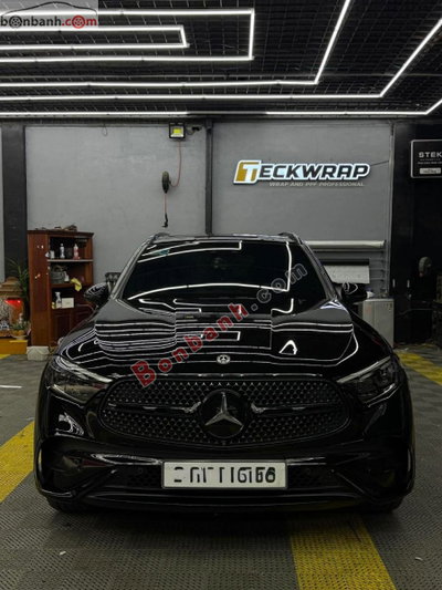 Xe Mercedes Benz GLC 300 4Matic 2023